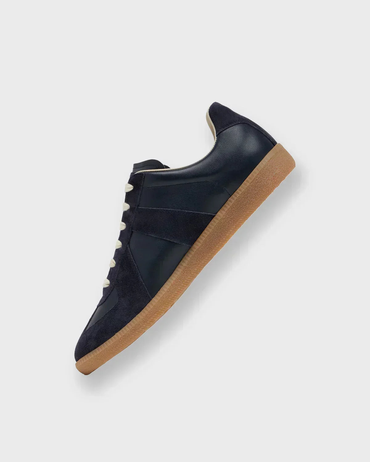AVREND SNEAKER V2